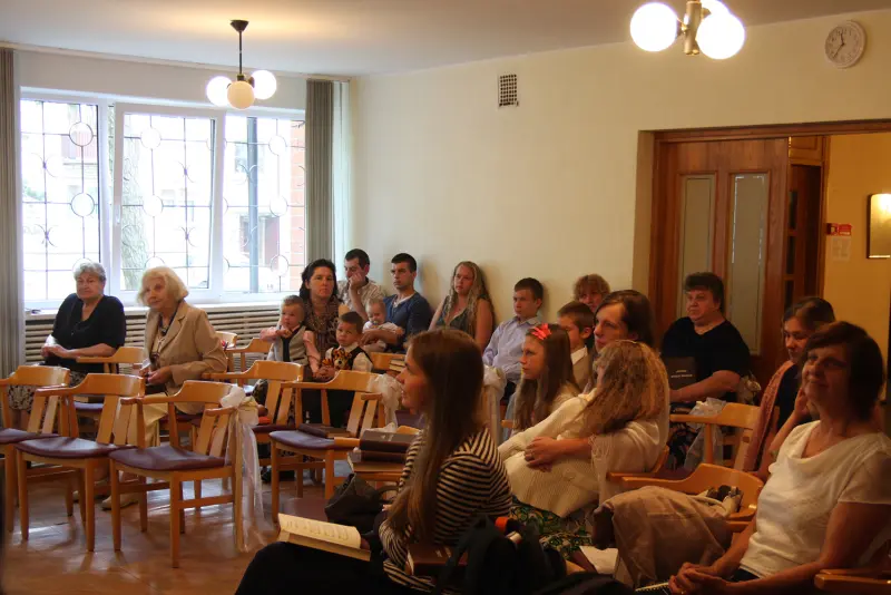Kristības un bērnu svētīšana Olaines draudzē