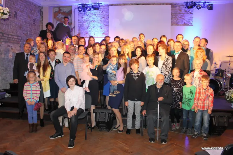 Korintas draudzei 10