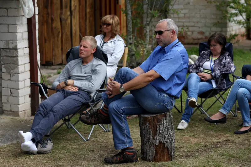 Lielā telts sanāksme Mazirbē