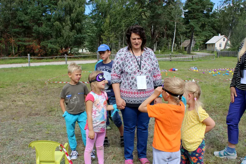 Lielā telts sanāksme Mazirbē