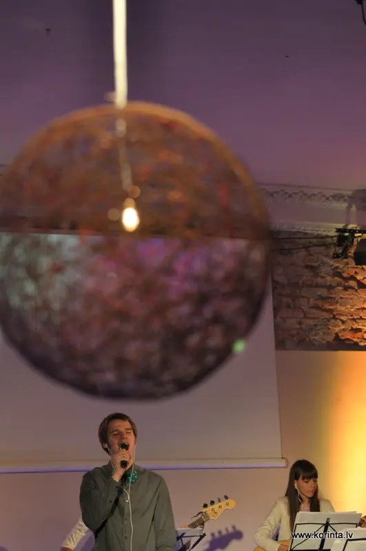 Korintas draudzei 10