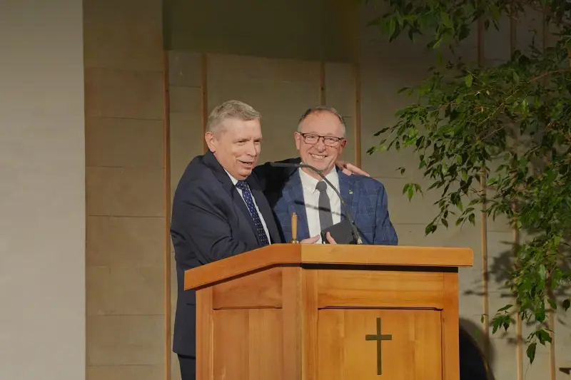 Startautiska konference "Trīsvienība un Pēdējās paaudzes teoloģija"