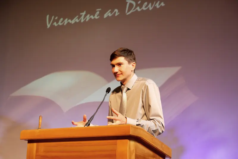 Jauniešu dievkalpojums Rīgas 1. draudzē