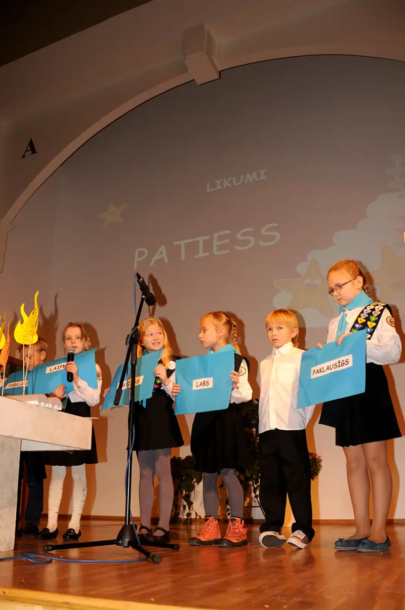 Rīgas 1. draudzes Piedzīvojumu meklētāju uzņemšanas ceremonija