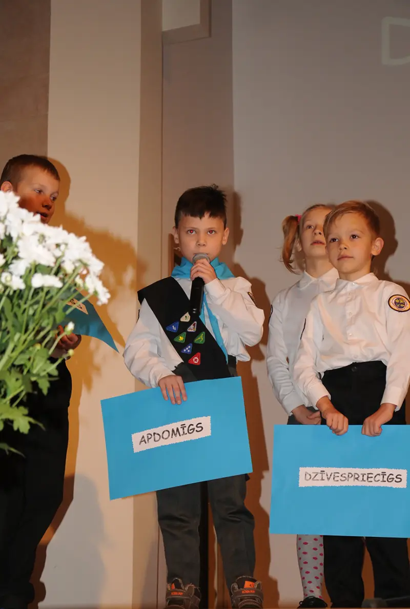 Rīgas 1. draudzes Piedzīvojumu meklētāju uzņemšanas ceremonija