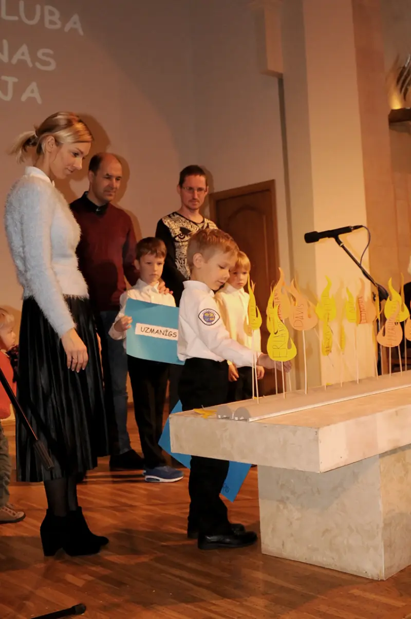 Rīgas 1. draudzes Piedzīvojumu meklētāju uzņemšanas ceremonija