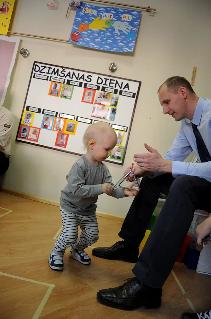 Bērnu un pusaudžu festivāls „Varavīksne”