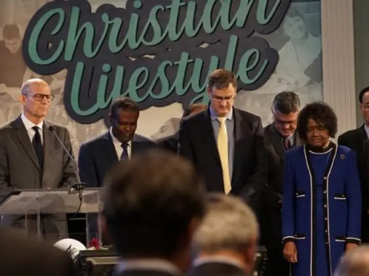 Adventistu draudze un ADRA publiski aicina palīdzēt izglītot bērnus visā pasaulē