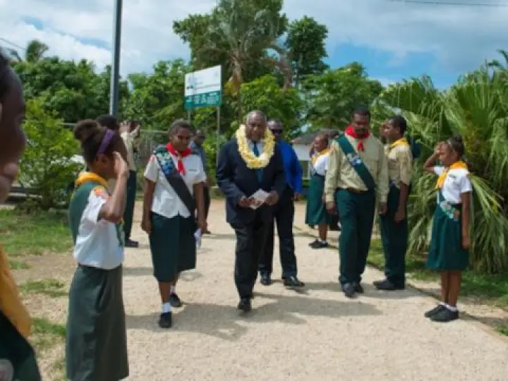 Vanuatu prezidents apmeklē adventistu dievkalpojumu sabatā 