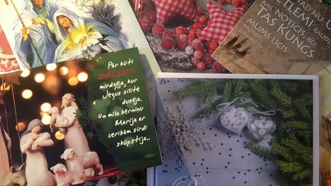 Sasildi kādu Sirdi ar roku rakstītiem vārdiem!