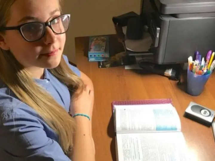 Trīspadsmit gadīga skolniece stāsta par sabata brīnumu Kazahstānā