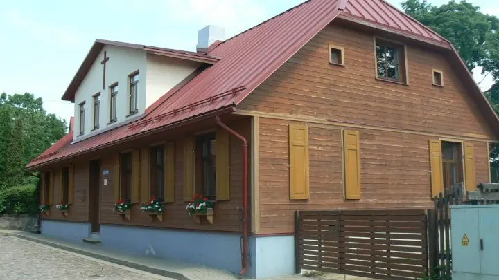 TUKUMA DRAUDZEI – 100