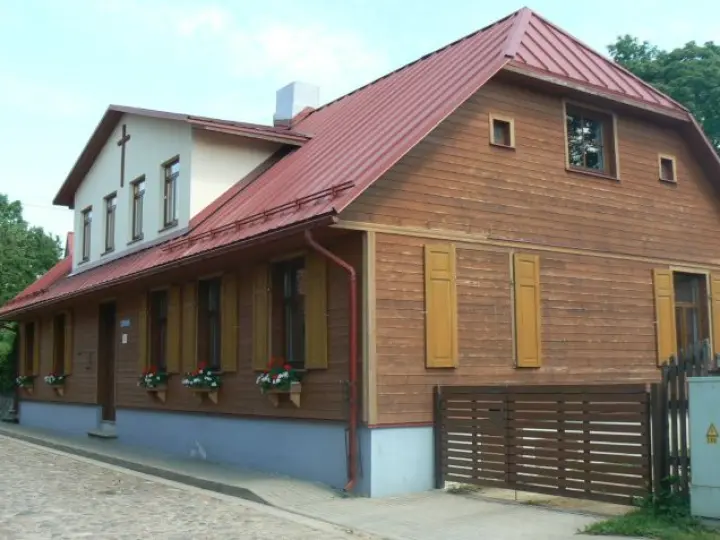 TUKUMA DRAUDZEI – 100