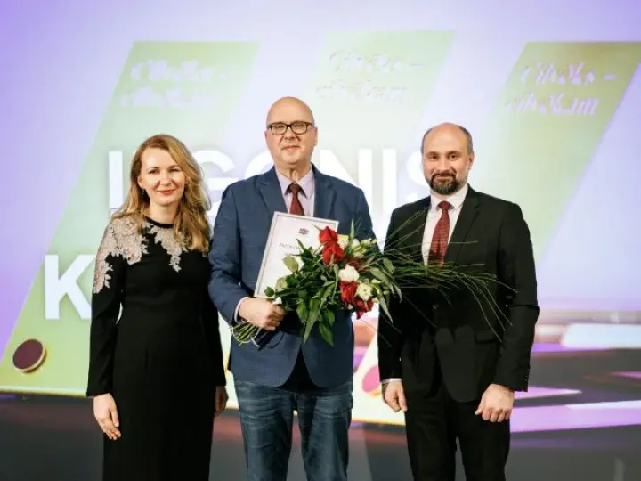 Ilgonis Kangīzers saņem Tieslietu ministrijas apbalvojumu "Cilvēks – Cilvēkam"