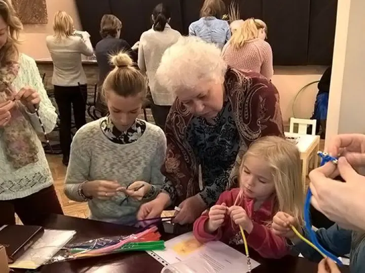 Semināri ar Karenu Holfordi