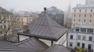  Pabeigta baznīcas jumta atjaunošana Rīgā