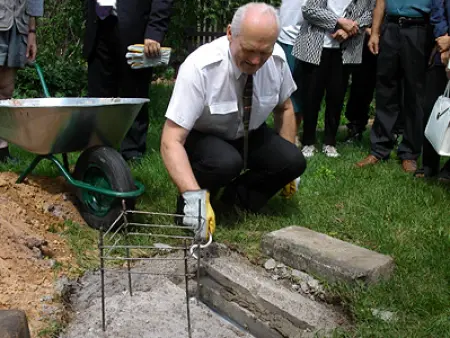 Liek stūrakmeni adventistu Rīgas VII draudzes dievnamam  